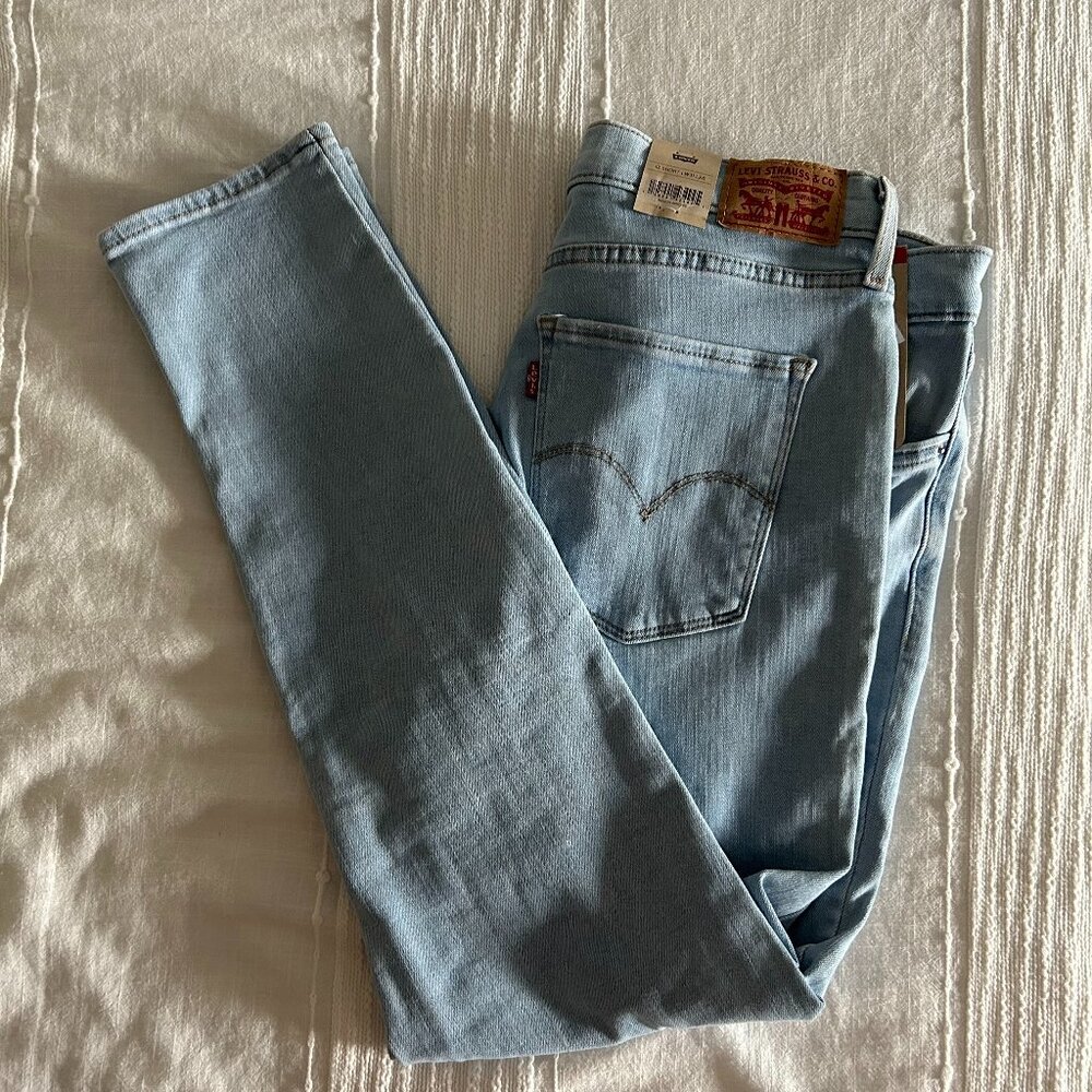 Levi's 311 Shaping Skinny Jeans (size 12 short)